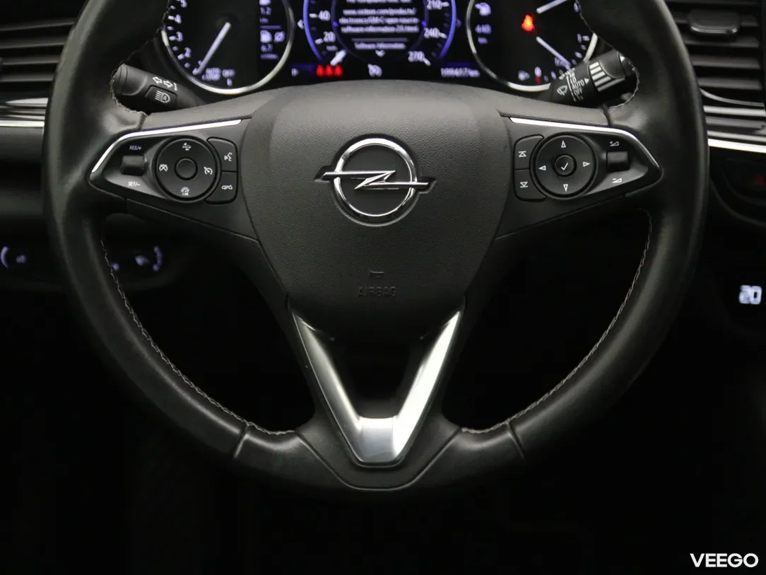Opel Insignia 1.5 121kW