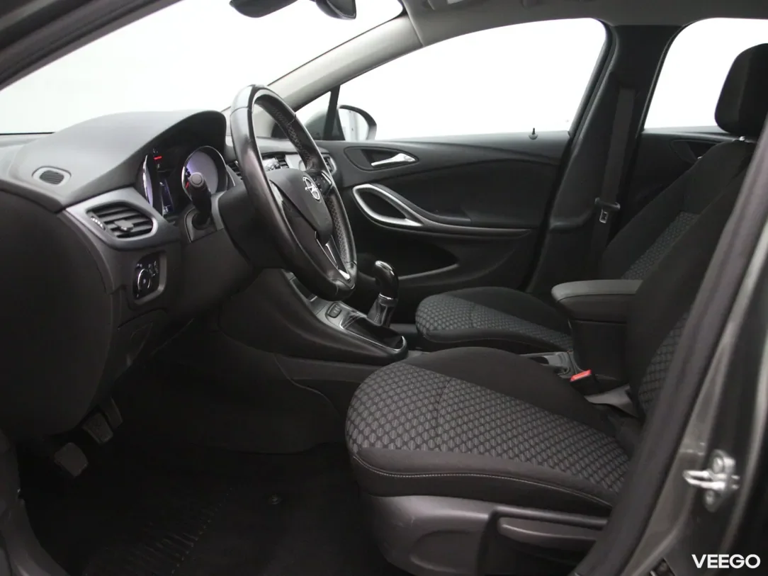 Opel Astra 1.6 81kW