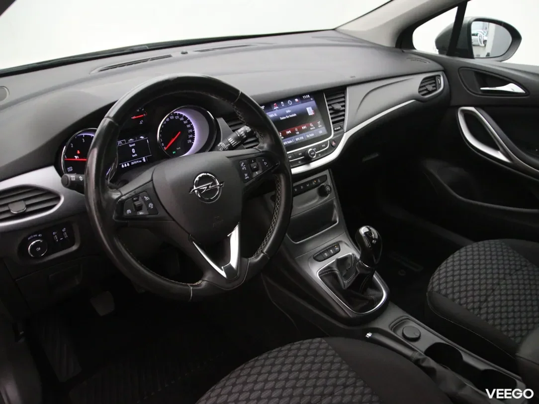 Opel Astra 1.6 81kW