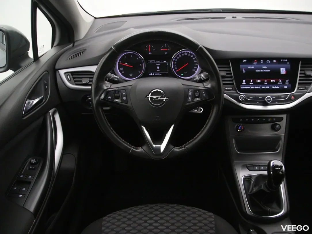 Opel Astra 1.6 81kW