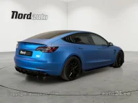Tesla Model 3 Performance Dual Motor AWD 155kW thumbnail