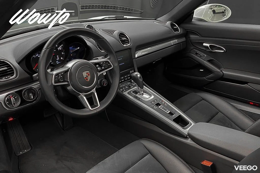 Porsche 718 Boxster PDK 300HK /Bose /PDLS 221kW