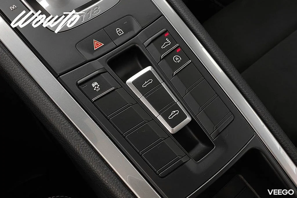 Porsche 718 Boxster PDK 300HK /Bose /PDLS 221kW