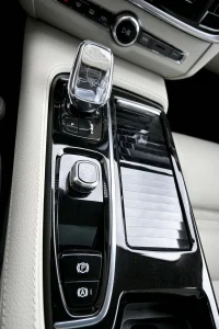 Volvo V90 AWD H&K ULTIMATE BRIGHT INTELLI SAFE MY22 2 251kW thumbnail