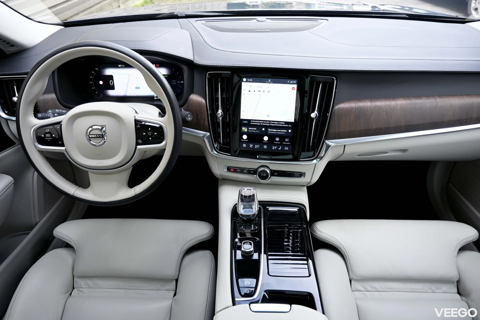 Volvo V90 AWD H&K ULTIMATE BRIGHT INTELLI SAFE MY22 2 251kW