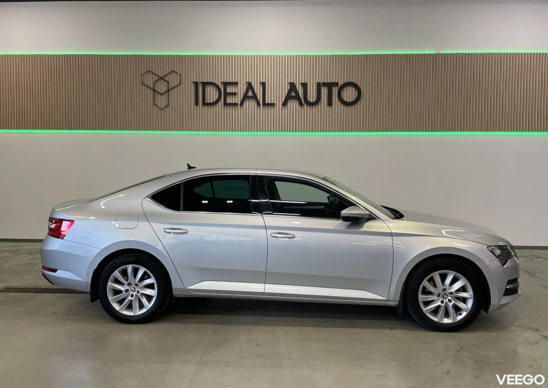 Skoda Superb Ambition FL 1.5 110kW