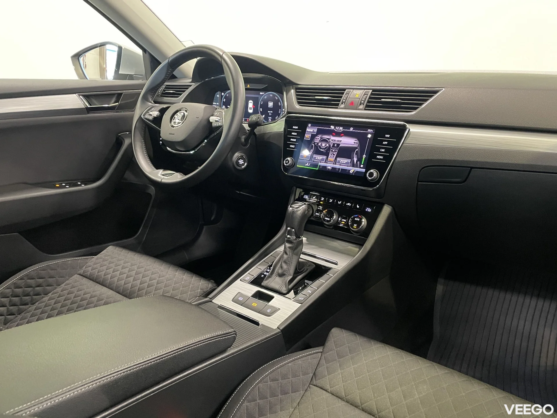 Skoda Superb Ambition FL 1.5 110kW