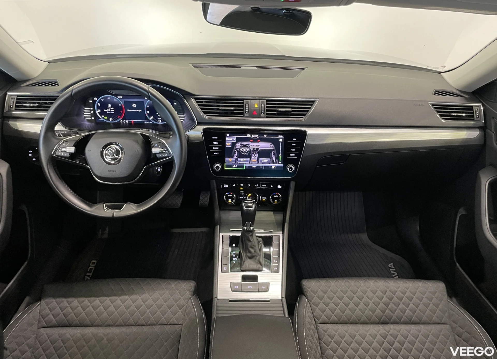 Skoda Superb Ambition FL 1.5 110kW