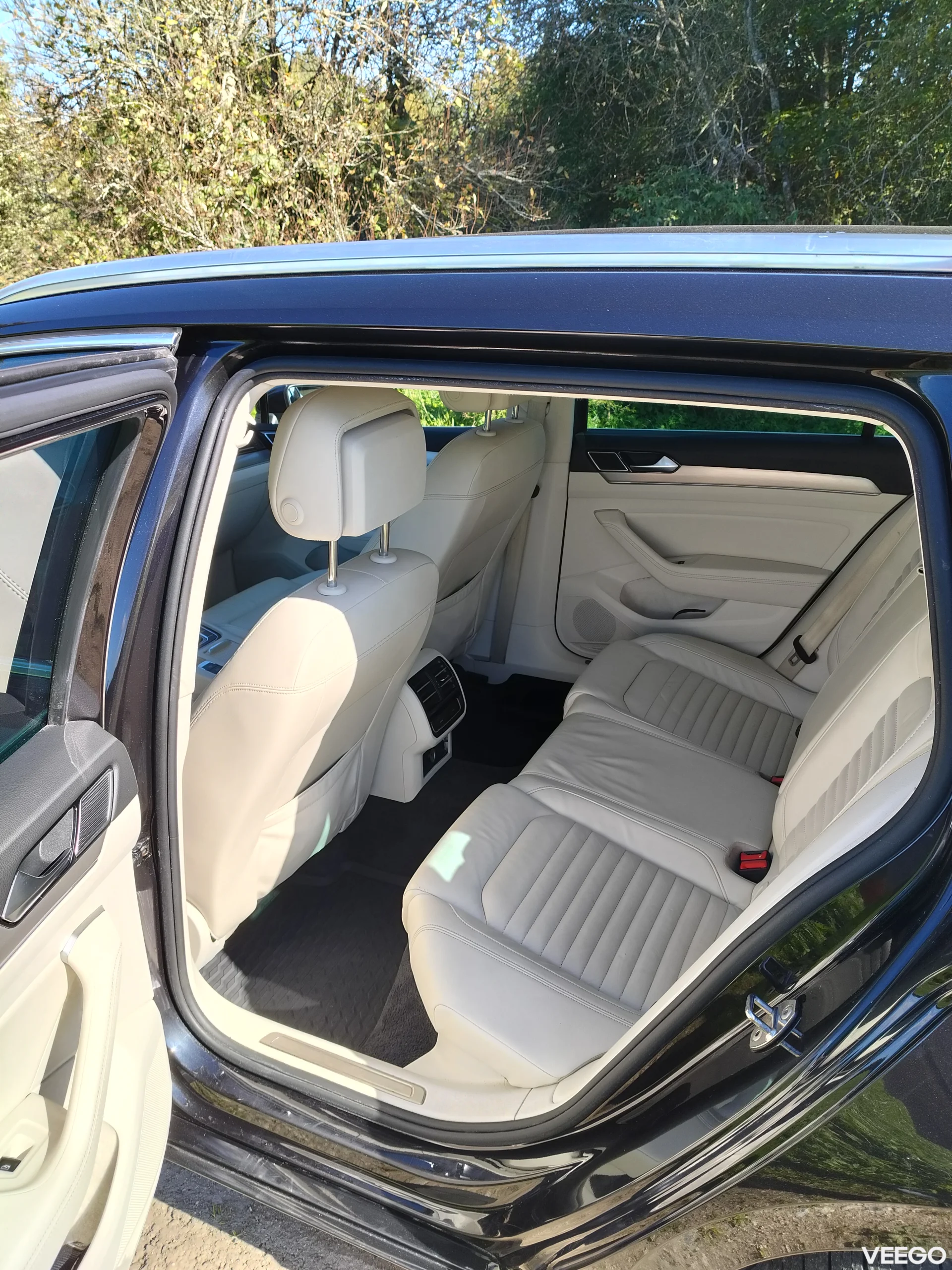 Volkswagen Passat 2.0 140kW