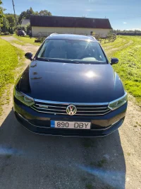 Volkswagen Passat 2.0 140kW thumbnail