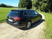 Volkswagen Passat 2.0 140kW thumbnail