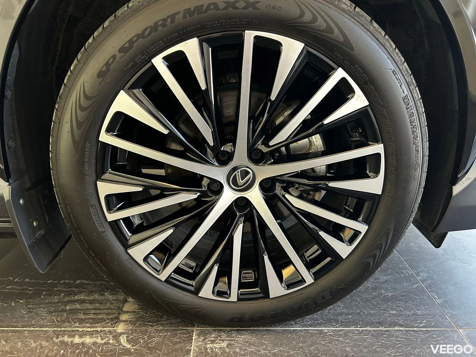 Lexus RZ 450e - 132kW