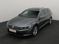 Volkswagen Passat 1.4 160kW thumbnail