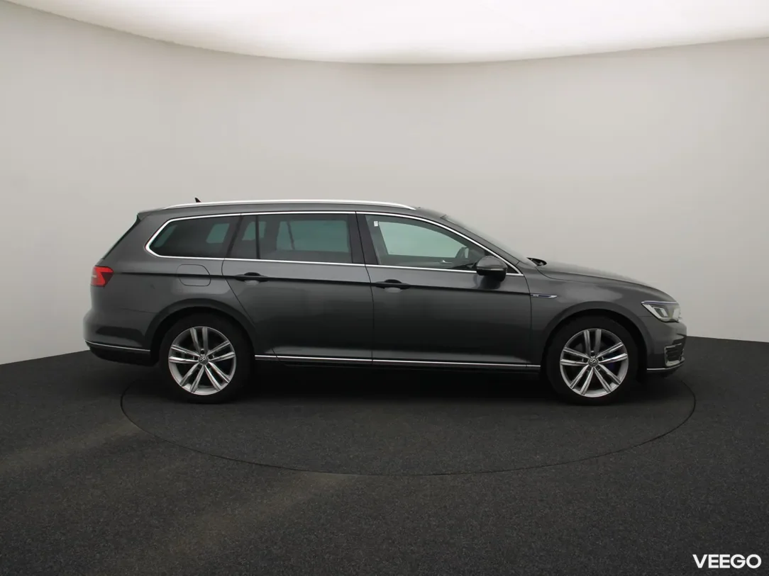 Volkswagen Passat 1.4 160kW