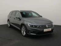 Volkswagen Passat 1.4 160kW thumbnail