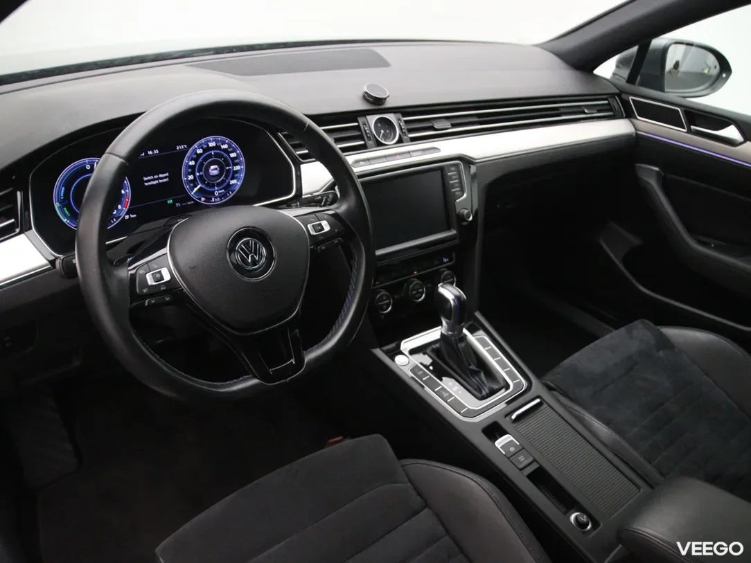 Volkswagen Passat 1.4 160kW