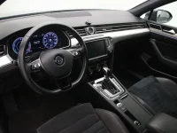 Volkswagen Passat 1.4 160kW thumbnail