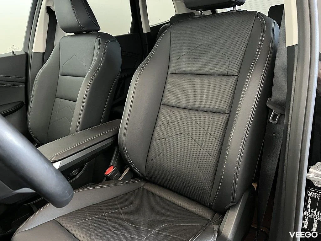 BMW X1 sDrive18i xLine Rattvärme Drag ComfortAccess ParkAssist 0kW