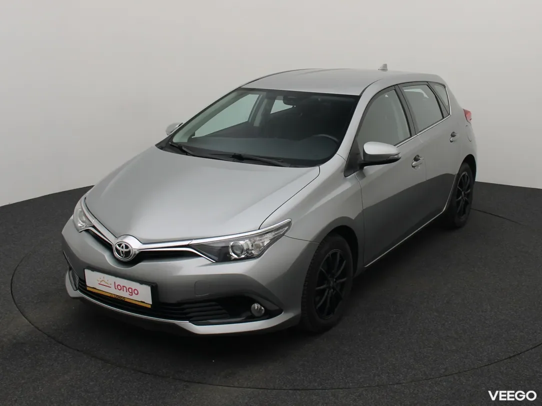 Toyota Auris 1.6 97kW