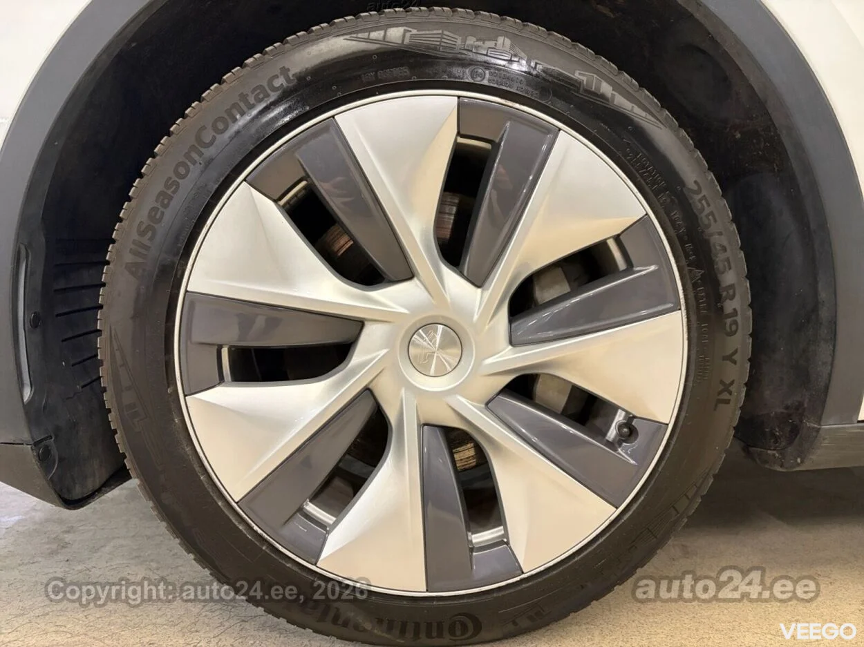 Tesla Model Y Long Range Dual Motor 190kW