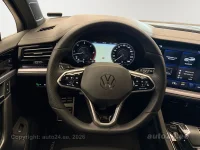 Volkswagen Touareg R-Line 4motion 3 210kW thumbnail