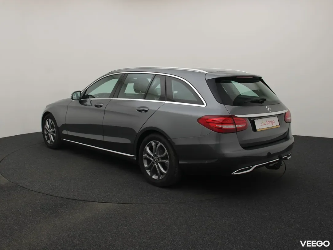 Mercedes-Benz C220 2.1 125kW