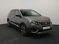 Peugeot 5008 1.2 96kW thumbnail