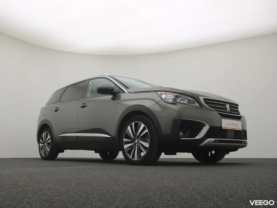 Peugeot 5008 1.2 96kW