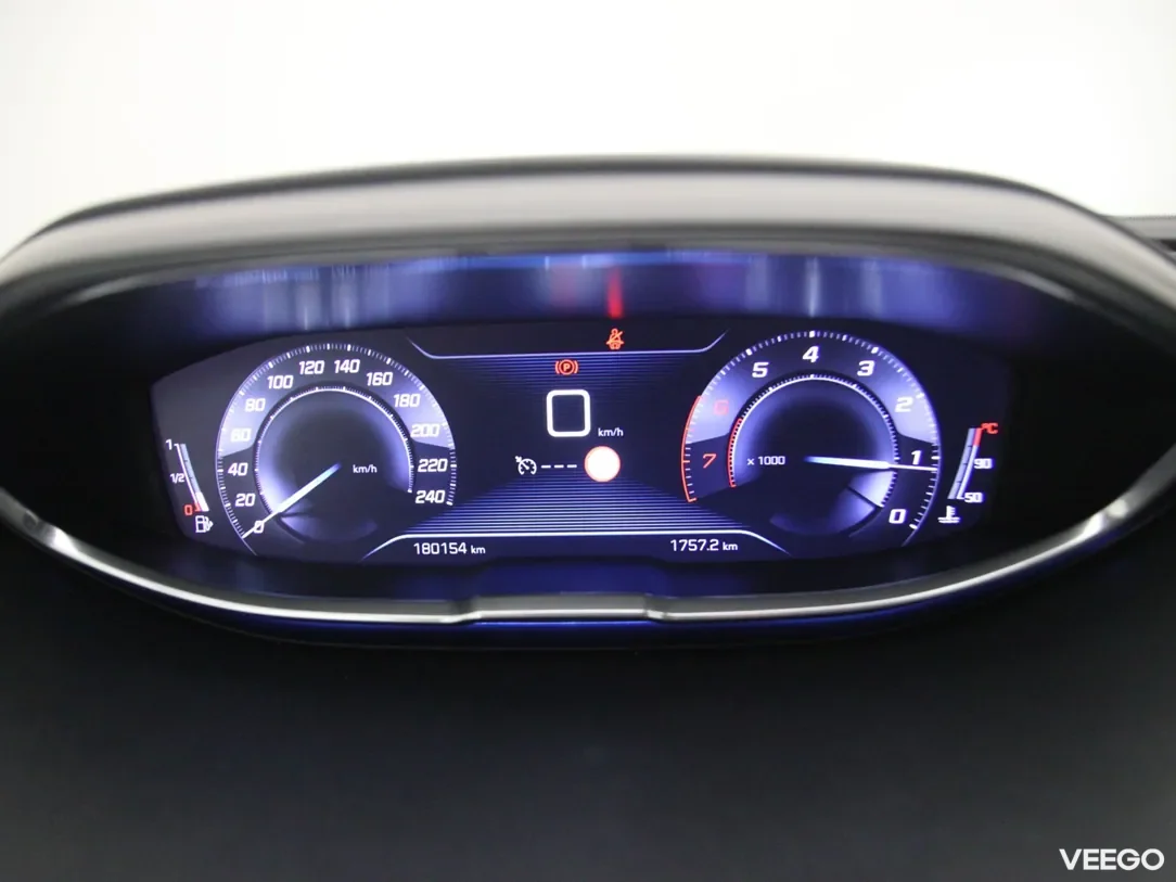 Peugeot 5008 1.2 96kW