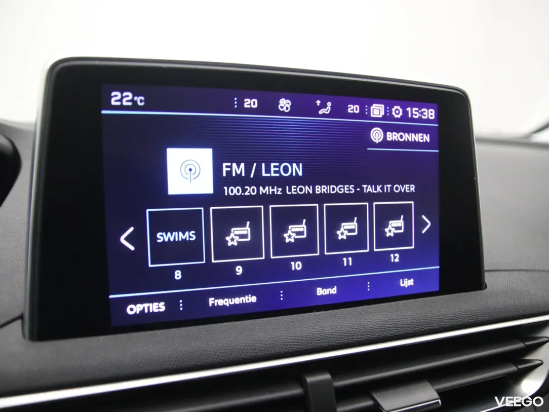 Peugeot 5008 1.2 96kW