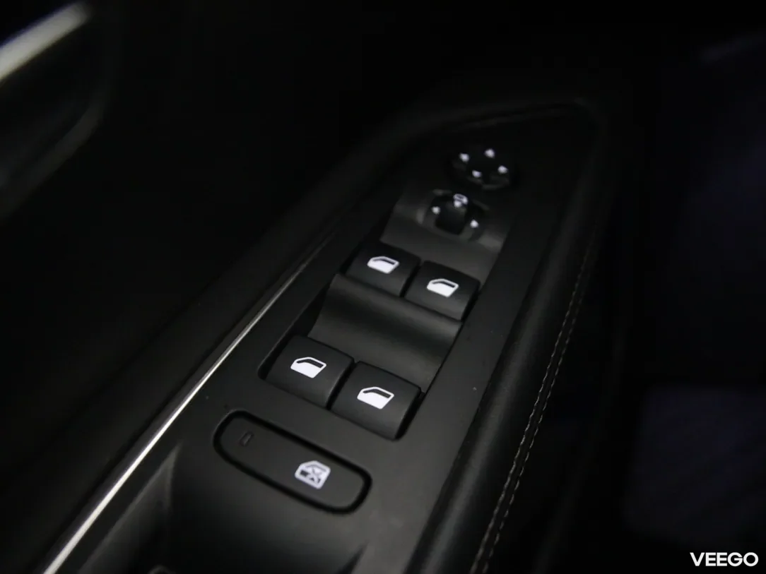 Peugeot 5008 1.2 96kW
