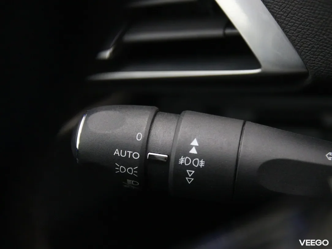 Peugeot 5008 1.2 96kW