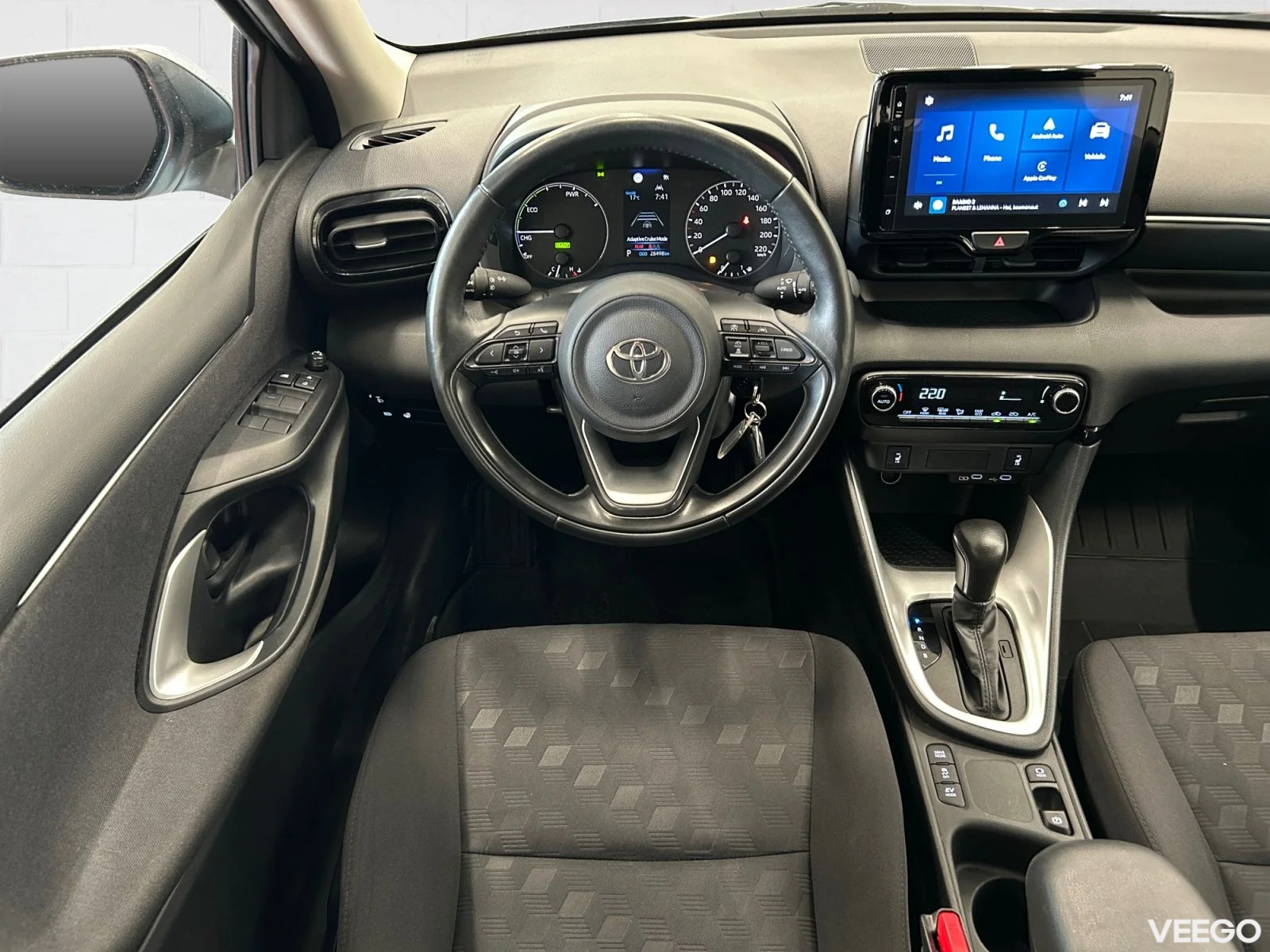 Toyota Yaris Active Hybrid 1.5 68kW