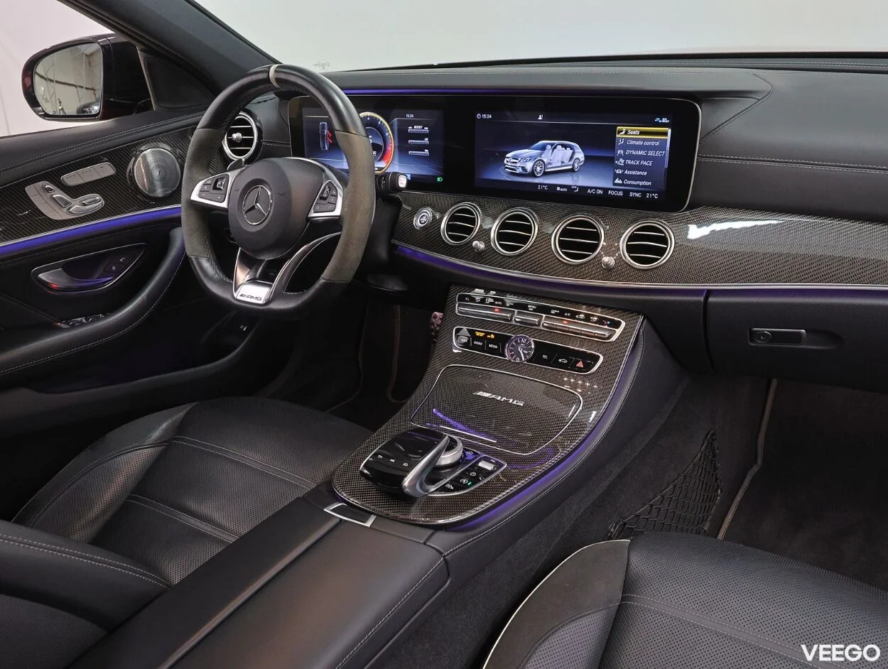 Mercedes-Benz E63 AMG 4MATIC 4 450kW
