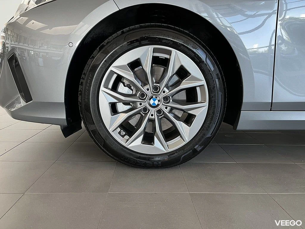 BMW 120 Automat Rattvärme Backkamera 17" Drive/Park Assist 0kW