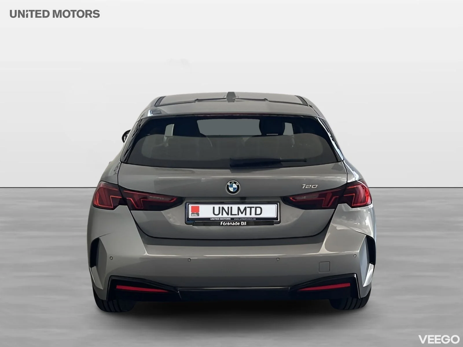 BMW 120 Automat Rattvärme Backkamera 17" Drive/Park Assist 0kW