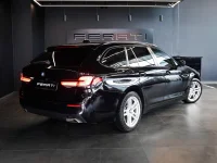 BMW 530 3.0 210kW thumbnail