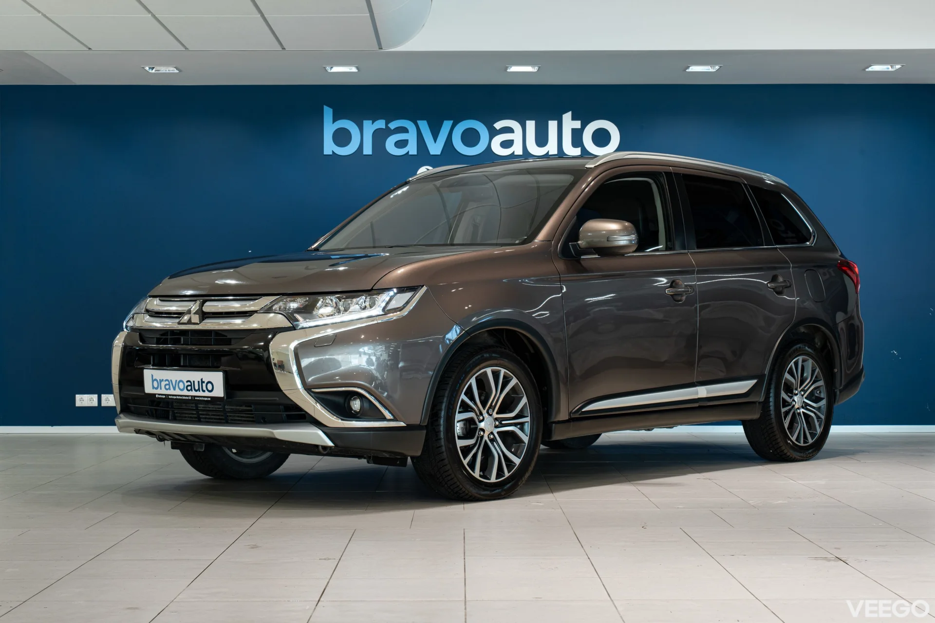 Mitsubishi Outlander AWD Instyle Connect 2.3 110kW