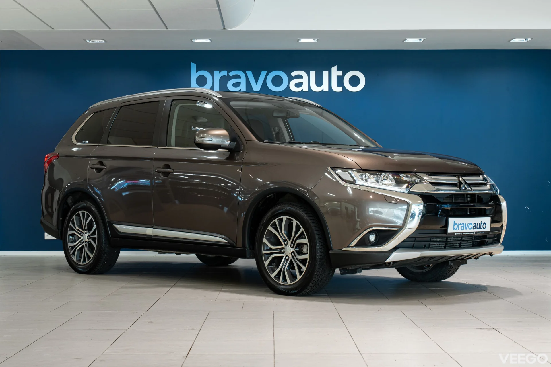 Mitsubishi Outlander AWD Instyle Connect 2.3 110kW