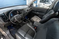 Mitsubishi Outlander AWD Instyle Connect 2.3 110kW thumbnail