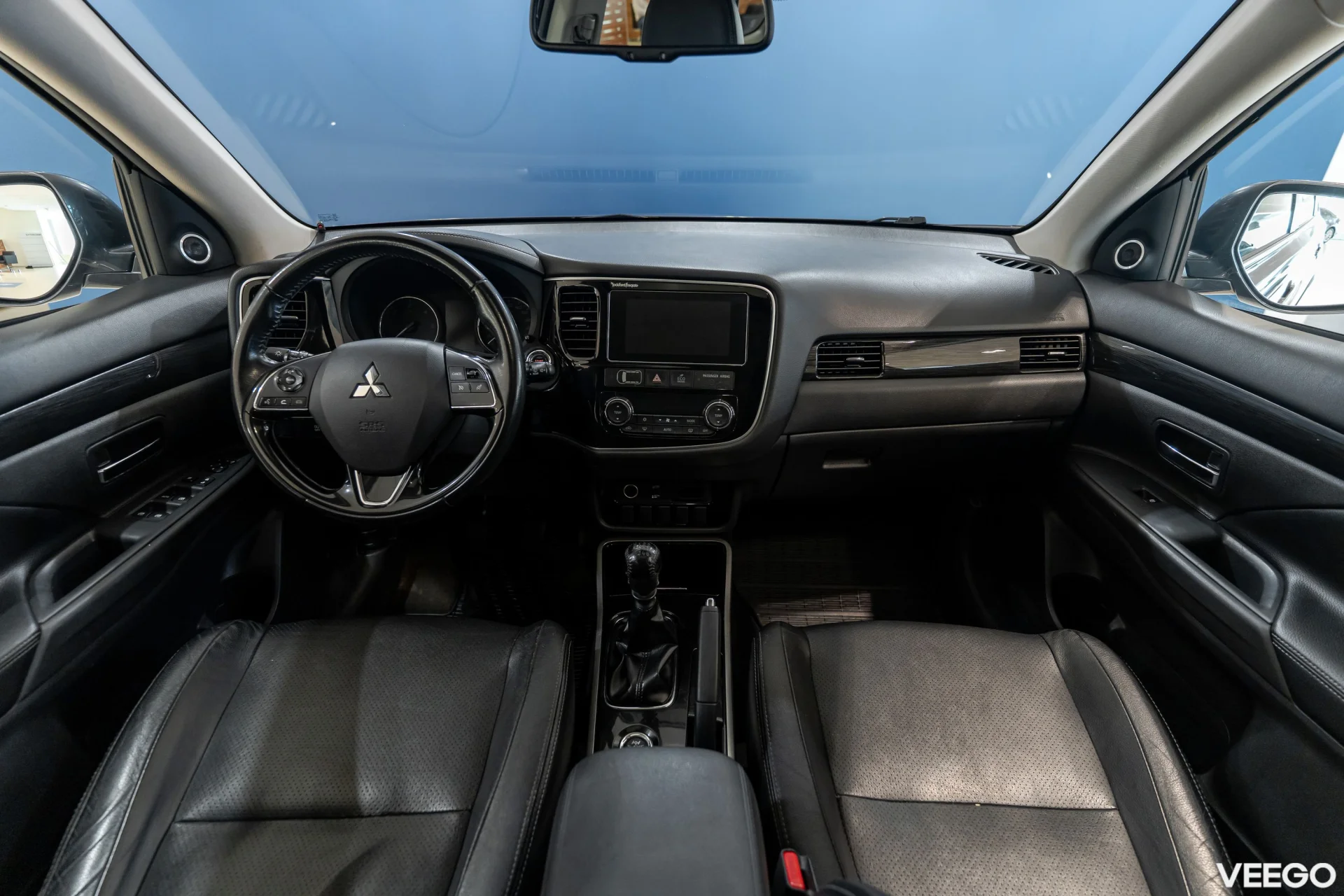 Mitsubishi Outlander AWD Instyle Connect 2.3 110kW