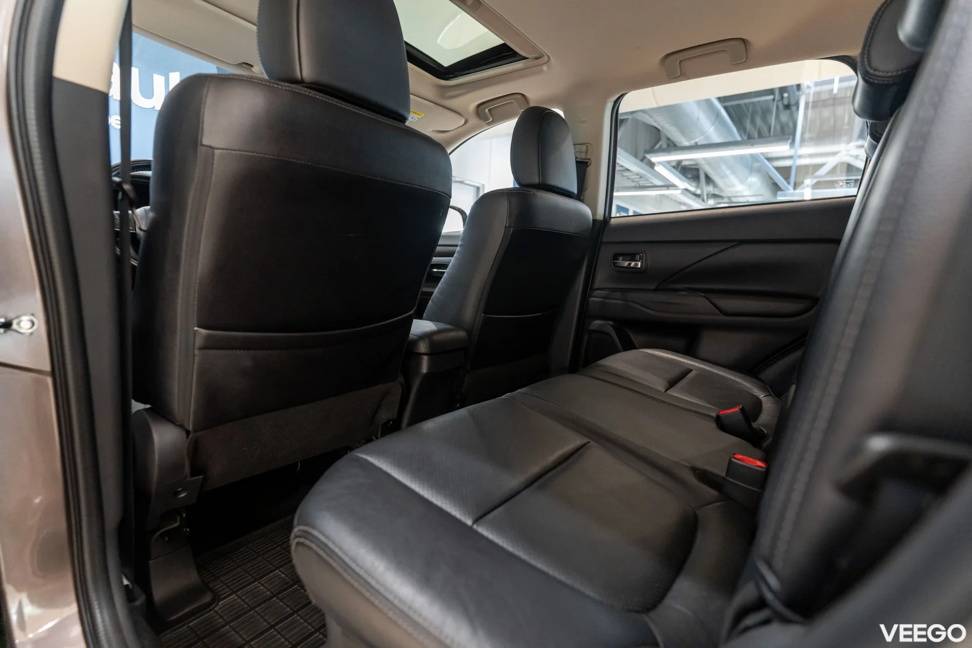 Mitsubishi Outlander AWD Instyle Connect 2.3 110kW