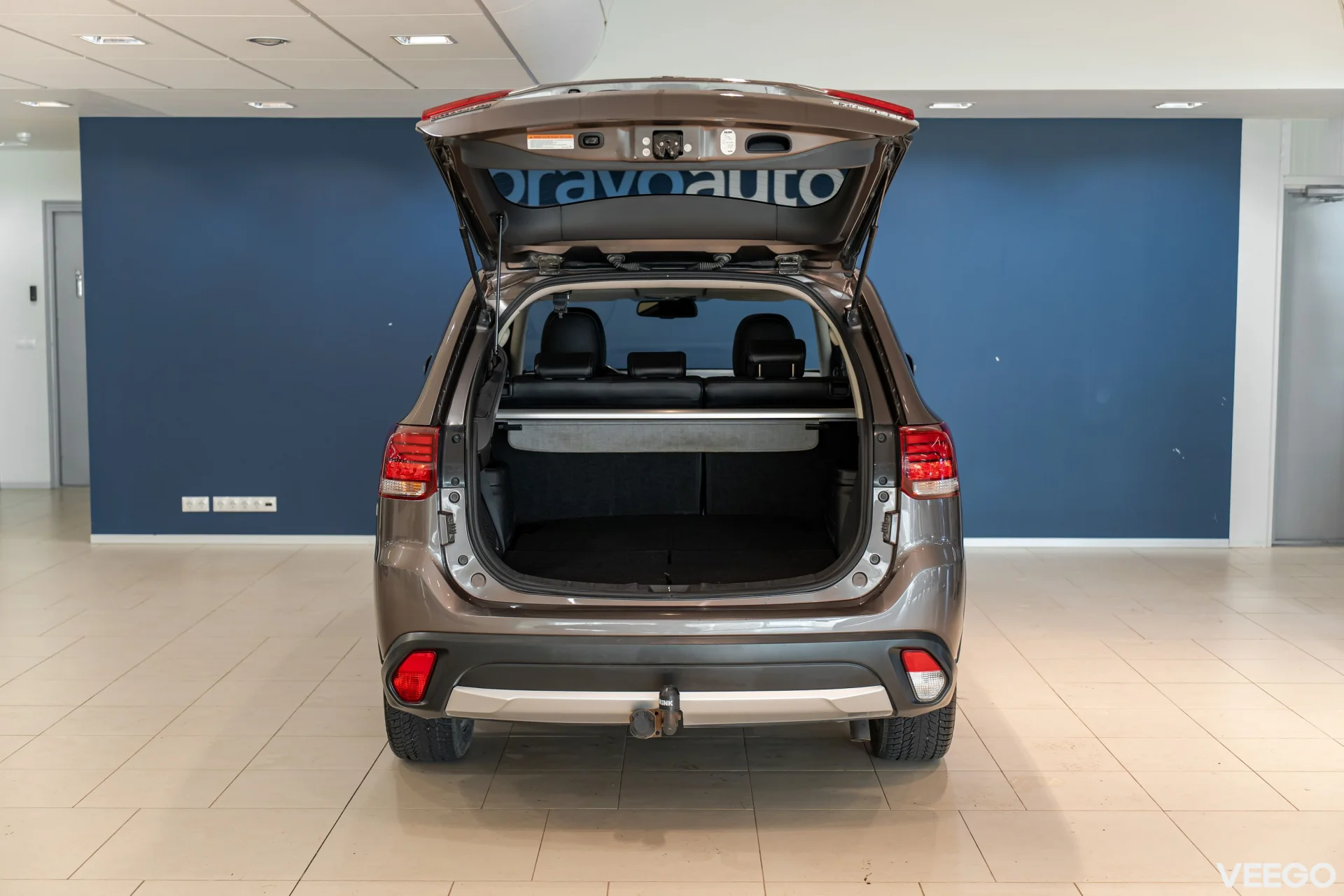 Mitsubishi Outlander AWD Instyle Connect 2.3 110kW
