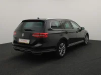 Volkswagen Passat 1.4 160kW thumbnail