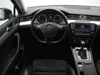 Volkswagen Passat 1.4 160kW thumbnail