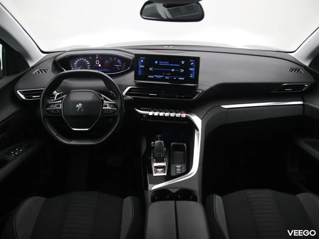 Peugeot 5008 1.5 96kW