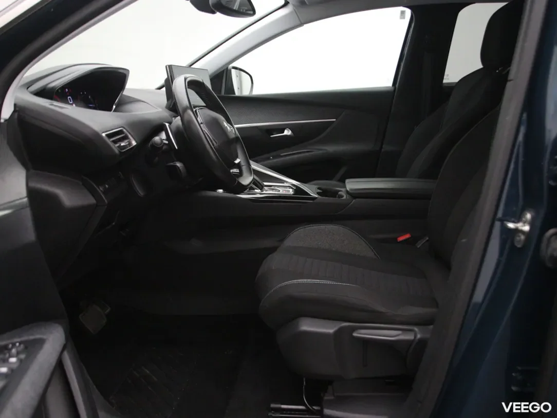 Peugeot 5008 1.5 96kW