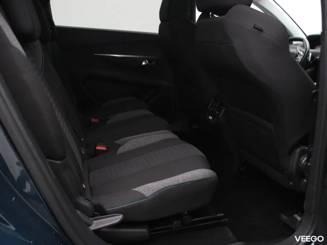 Peugeot 5008 1.5 96kW