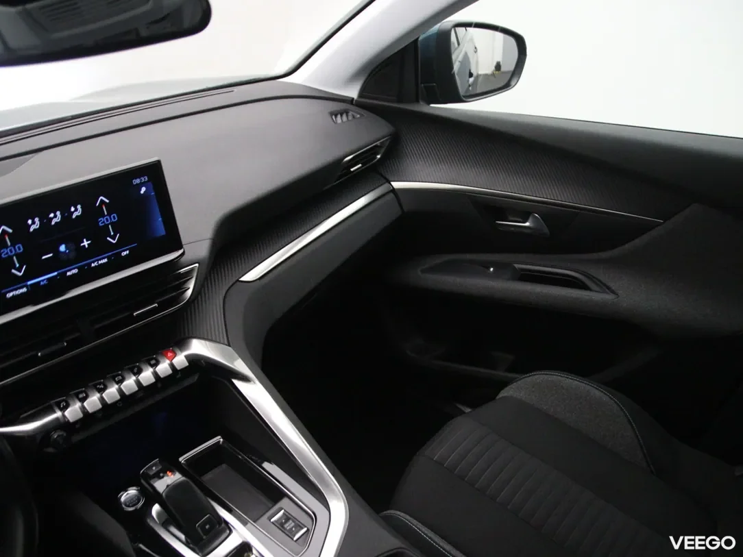 Peugeot 5008 1.5 96kW
