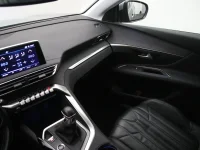 Peugeot 3008 1.5 96kW thumbnail
